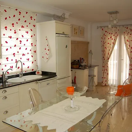Embat Tatil Evi *