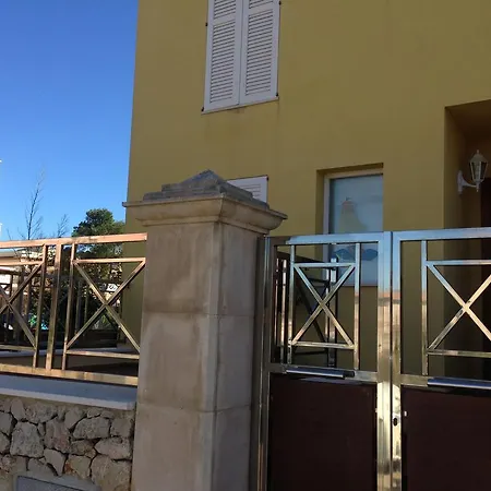 Embat Tatil Evi *